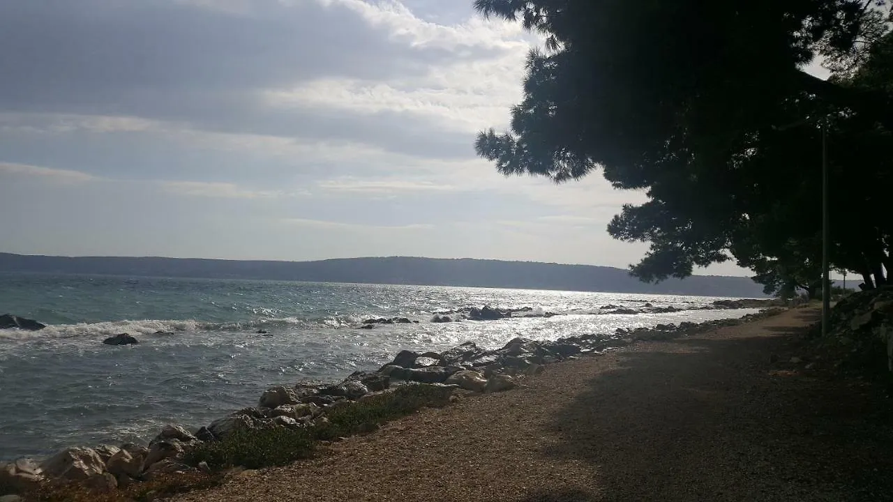 Apartment- Sunce Kastela 0*,