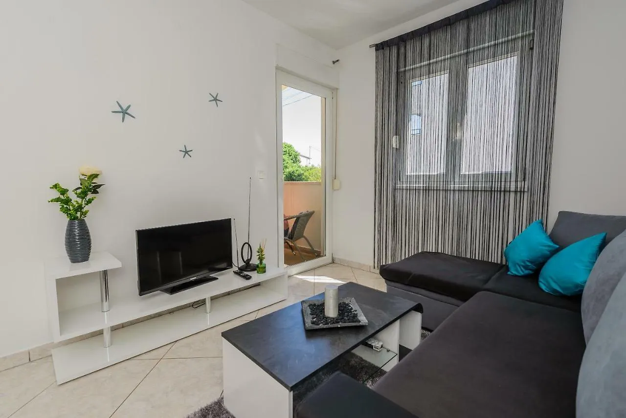 Apartment Apartment- Sunce Kastela Croatia